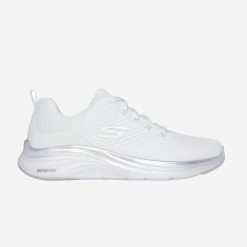 Sneakersy damskie Skechers Vapor Foam. Białe obuwie sportowe damskie Skechers, bez wzorów. Za 229.99 zł.