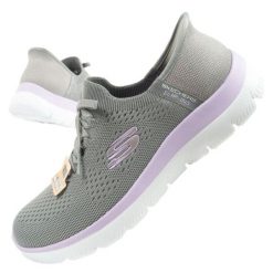 Buty Skechers Summits-New Daily Slip-ins zielone. Zielone obuwie sportowe damskie bez wzorów. Za 518.78 zł.