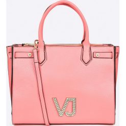 Versace Jeans - Torebka. Torby na ramię damskie marki Versace Jeans. W wyprzedaży za 539.90 zł.