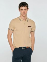 Koszulka męska polo z kontrastowym wykoŅczeniem beżowa Polos 801. Brązowe koszulki polo męskie Big Star, na lato, l, bez wzorów, z dzianiny, eleganckie, bez ramiączek. Za 139.99 zł.