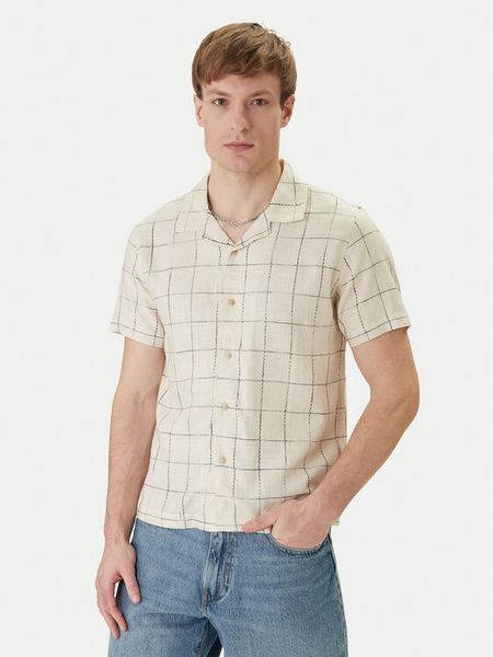 Guess Koszula M6GH46 W1754 Beżowy Regular Fit. Brązowe koszule męskie Guess, m, z aplikacjami, z wiskozy, bez kołnierzyka, bez ramiączek. Za 242.99 zł.