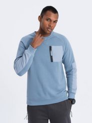 Bluza męska z reglanowym rękawem - jasnoniebieska V3. Niebieskie bluzy męskie Ombre Clothing, m, bez wzorów, z bawełny, bez kaptura. W wyprzedaży za 49.99 zł.