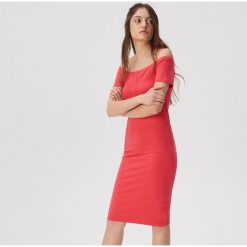 Sukienka z odkrytymi ramionami - Pomarańczo. Sukienki damskie marki Sinsay. Za 19.99 zł.