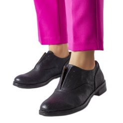 Czarne półbuty LS5379 Black. Czarne półbuty damskie bez wzorów, bez obcasa, bez zapięcia. Za 73.16 zł.