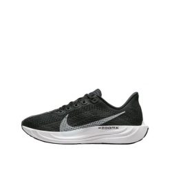 Buty do biegania Nike Pegasus Plus Czarny/Czysta Platyna/Antracyt. Czarne obuwie sportowe damskie Nike, bez wzorów, z syntetyku, do biegania. Za 603.95 zł.
