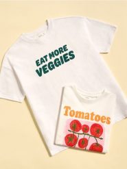 T-shirt z nadrukiem - biały. Białe t-shirty damskie Reserved, l, bez wzorów, z bawełny, bez kołnierzyka. W wyprzedaży za 39.99 zł.