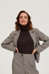 Jednorzędowa marynarka w kratkę beżowa. Brązowe żakiety damskie MOODO, l, bez wzorów, z elastanu. Za 199.99 zł.