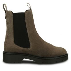 Sztyblety Gant. Brązowe botki damskie GANT, bez obcasa, na płaskiej podeszwie, bez zapięcia. Za 539.99 zł.