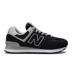 Buty New Balance sneakersy WL574EVB czarne. Czarne obuwie sportowe damskie bez wzorów, z gumy. Za 632.54 zł.