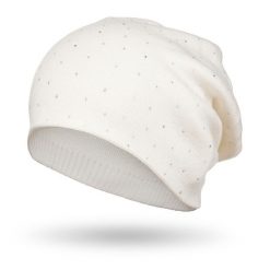 Czapka damska Peterson PTN HAT-05 biała. Białe czapki i kapelusze damskie Peterson, na zimę, bez wzorów, eleganckie. Za 46.00 zł.