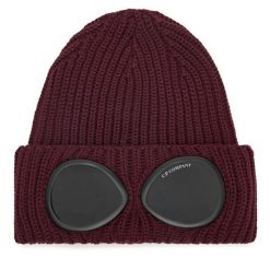 Czapka C.P. Company. Czerwone czapki i kapelusze męskie C.P. Company, na zimę, bez wzorów. Za 609.99 zł.