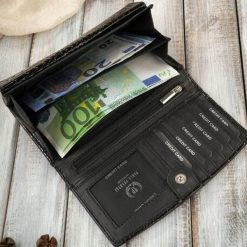 Paolo Peruzzi Portfel damski skórzany duży czarny croco z ochroną RFID AL-02-BL. Brązowe portfele damskie Paolo Peruzzi, bez wzorów. Za 138.04 zł.