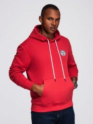 Męska bluza dresowa kangurka z kapturem i naszywką w stylu college – czerwona V1 - Rozmiar: M. Czerwone bluzy męskie Ombre Clothing, m, z aplikacjami, z bawełny, z kapturem. W wyprzedaży za 99.99 zł.