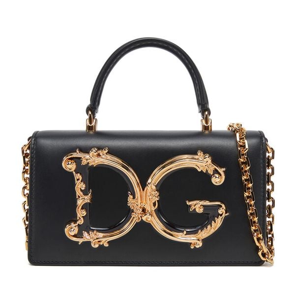 Torebka Dolce&Gabbana. Czarne torebki do ręki damskie Dolce&Gabbana, bez wzorów, klasyczne, bez dodatków. Za 7,459.00 zł.