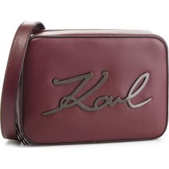 Torebka KARL LAGERFELD - 86KW3033 Wine. Listonoszki damskie marki KARL LAGERFELD. W wyprzedaży za 629.00 zł.