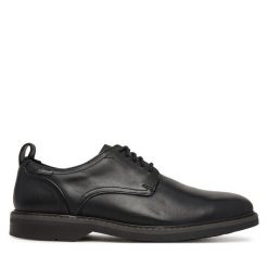 Trzewiki Clarks. Czarne botki męskie Clarks, bez wzorów, z gore-texu, bez zapięcia. Za 569.99 zł.