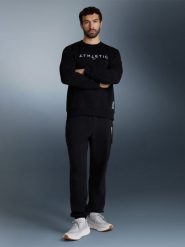 4F Bluza dresowa nierozpinana bez kaptura męska - czarna M. Czarne bluzy męskie 4f, m, bez wzorów, z dresówki, bez kaptura. Za 159.99 zł.