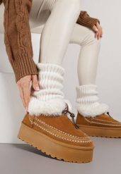 Brązowe Śniegowce na Grubej Podeszwie z Ozdobnymi Przeszyciami i Futerkiem Lindera. Brązowe śniegowce i trapery damskie Born2be, z jeansu. Za 109.99 zł.