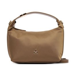 Torebka Tommy Hilfiger. Brązowe torebki do ręki damskie Tommy Hilfiger, bez wzorów, z nylonu, klasyczne, bez dodatków. Za 529.99 zł.