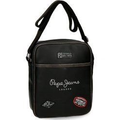 Torba w kolorze czarnym - (S)20 x (W)25 x (G)6,5 cm. Czarne torby na ramię męskie Pepe Jeans, w paski, z materiału. W wyprzedaży za 97.95 zł.