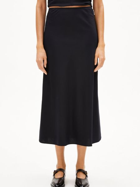ARMEDANGELS spódnica midi - Lenovaa Kobiety wiskoza czarny, S. Czarne spódnice damskie ARMEDANGELS, s, bez wzorów, z wiskozy, midi. Za 449.95 zł.