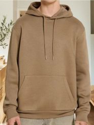 Bluza hoodie basic - brązowy. Brązowe bluzy męskie Sinsay, l, bez wzorów, bez kaptura. Za 39.99 zł.