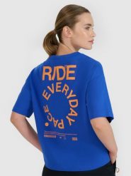 4F T-shirt oversize z nadrukiem damski - niebieski M. Niebieskie koszulki sportowe damskie 4f, m, bez wzorów, z bawełny, bez kołnierzyka, bez ramiączek. Za 69.99 zł.