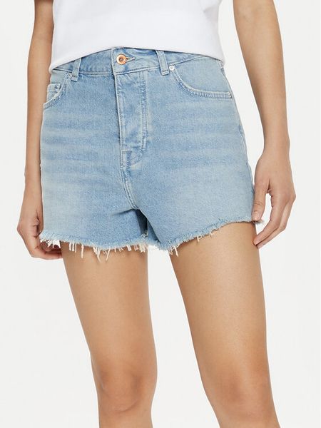 Mustang Szorty jeansowe Carrie 1015223 Niebieski Regular Fit. Niebieskie szorty damskie Mustang, bez wzorów, z bawełny. Za 329.99 zł.