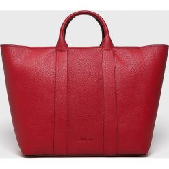 Calvin Klein - Torebka. Czerwone torby na ramię damskie Calvin Klein. Za 749.90 zł.