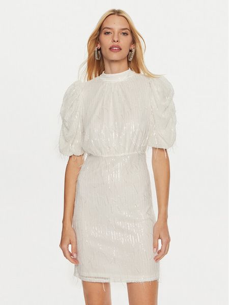 YAS Sukienka koktajlowa Fia 26035637 Écru Regular Fit. Sukienki damskie YAS, xs, bez wzorów, z syntetyku, wizytowe, bez kołnierzyka, bez ramiączek. Za 279.99 zł.