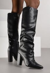 Czarne Eleganckie Kozaki do Kolana na Słupku z Marszczoną Cholewką Badira. Czarne kozaki damskie Born2be, z jeansu, ze szpiczastym noskiem, bez obcasa, na obcasie. Za 189.99 zł.