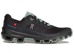 Buty do biegania damskie On Running Cloudventure Czarne. Czarne obuwie sportowe damskie On Running, bez wzorów, z materiału, do biegania. Za 609.90 zł.