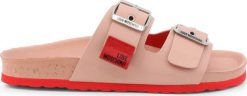 Love Moschino Stylowe damskie klapki Love Moschino. Klapki damskie Love Moschino, bez wzorów, eleganckie, bez obcasa. Za 409.00 zł.