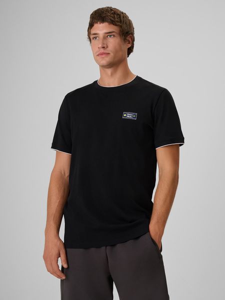4F T-shirt regular gładki męski - czarny M. Czarne koszulki sportowe męskie 4f, m, bez wzorów, z bawełny, klasyczne, bez kołnierzyka. Za 69.99 zł.
