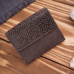 Portfel damski skórzany vintage brązowy mały z RFID Paolo Peruzzi T-114-HBR. Brązowe portfele damskie bez wzorów, ze skóry. Za 69.00 zł.