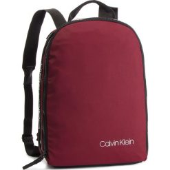 Plecak CALVIN KLEIN - Clash Round Backpack K50K504197 243. Czerwone plecaki damskie Calvin Klein, z materiału. Za 449.00 zł.