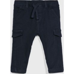 Blukids - Spodnie dziecięce 74-98 cm. Spodnie materiałowe dla chłopców marki Blukids. W wyprzedaży za 39.90 zł.
