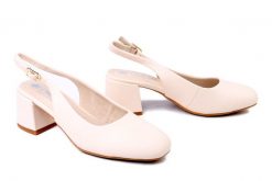 RIEKER 44751-61 beige, czółenka damskie. Brązowe czółenka damskie Rieker, bez wzorów, bez obcasa, na obcasie, bez zapięcia. Za 319.90 zł.