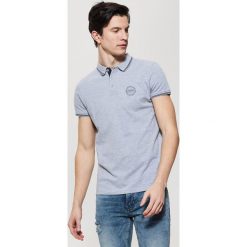 Koszulka polo - Szary. Szare koszulki polo męskie House, l, bez wzorów, bez ramiączek. W wyprzedaży za 19.99 zł.