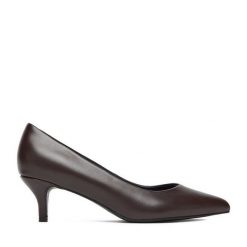 Szpilki Lasocki. Brązowe szpilki damskie Lasocki, bez wzorów, bez obcasa, bez zapięcia. Za 229.99 zł.