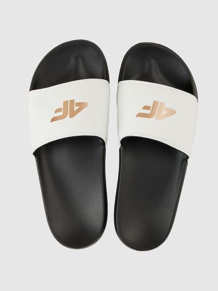 Klapki damskie 4F 4FRSS26FSLIF062. Czerwone klapki damskie 4f, bez wzorów, z poliesteru, bez obcasa. Za 59.99 zł.