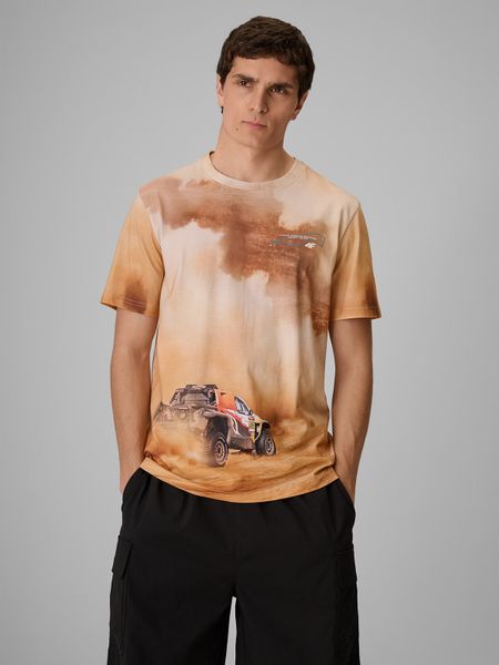 4F T-shirt regular z nadrukiem męski - beżowy S. Brązowe t-shirty męskie 4f, m, bez wzorów, z materiału, bez kołnierzyka. Za 99.99 zł.