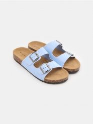 Klapki ze skórzaną wkładką - błękitny. Niebieskie klapki damskie Sinsay, bez wzorów, bez obcasa. Za 39.99 zł.