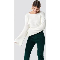 NA-KD Krótki sweter z dzianiny z długim rękawem - White. Swetry damskie marki NA-KD. Za 121.95 zł.