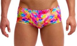 Kąpielówki Funky Trunks Dry Me - trunki męskie. Brązowe kąpielówki męskie FUNKY TRUNKS, l, bez wzorów, z materiału, na fitness i siłownię. Za 159.00 zł.