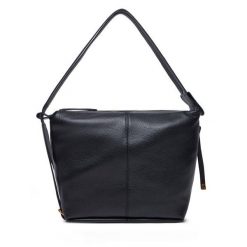 Torebka Gianni Chiarini. Czarne plecaki damskie Gianni Chiarini, bez wzorów, klasyczne, bez dodatków. Za 659.99 zł.
