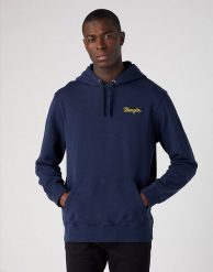 WRANGLER LOGO HOODIE MĘSKA BLUZA Z KAPTUREM NIEROZPINALNA NAVY BLUE W654I4114. Niebieskie bluzy męskie Wrangler, m, bez wzorów, z kapturem. Za 169.99 zł.