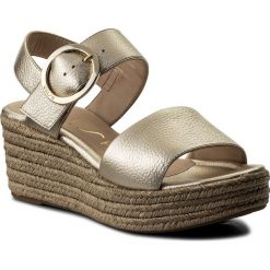 Espadryle UNISA - Kacera Platino. Żółte klapki damskie Unisa, bez wzorów, z materiału, bez obcasa, na obcasie, bez zapięcia. W wyprzedaży za 269.00 zł.