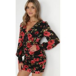 Czarna Sukienka Dopasowana z Marszczeniem Kassissa. Czarne sukienki damskie Born2be, l, bez wzorów, z tkaniny, boho, bez kołnierzyka, bez ramiączek, mini, dopasowane. Za 119.99 zł.