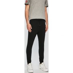 Guess Jeans - Spodnie. Spodnie materiałowe męskie marki Guess Jeans. Za 319.90 zł.